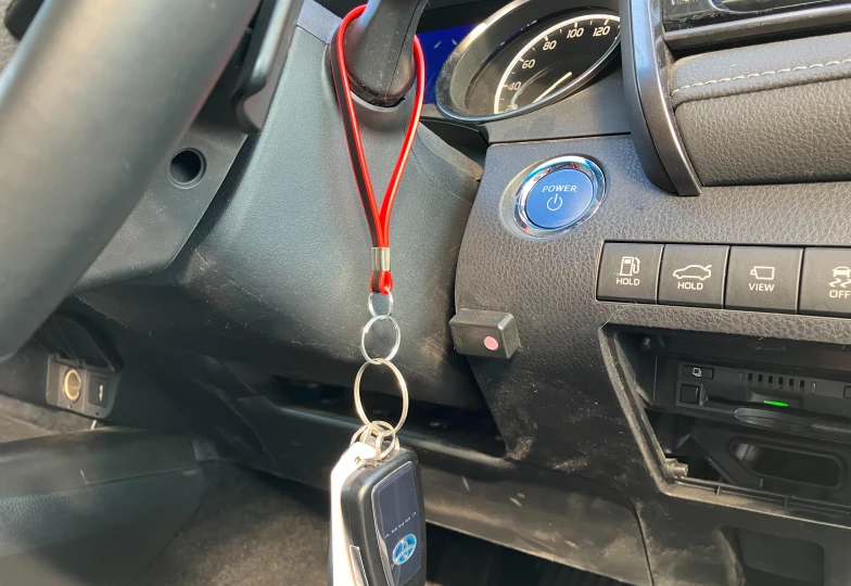 Toyota Camry Белый