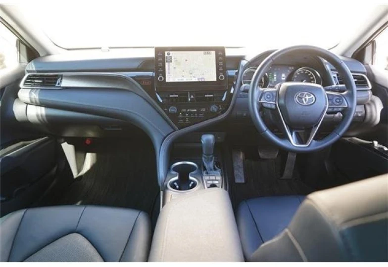 Toyota Camry Черный