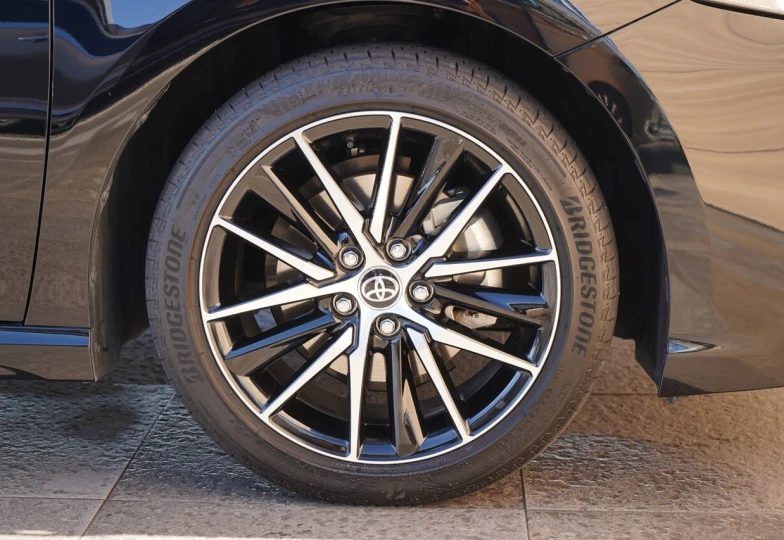 Toyota Camry Черный