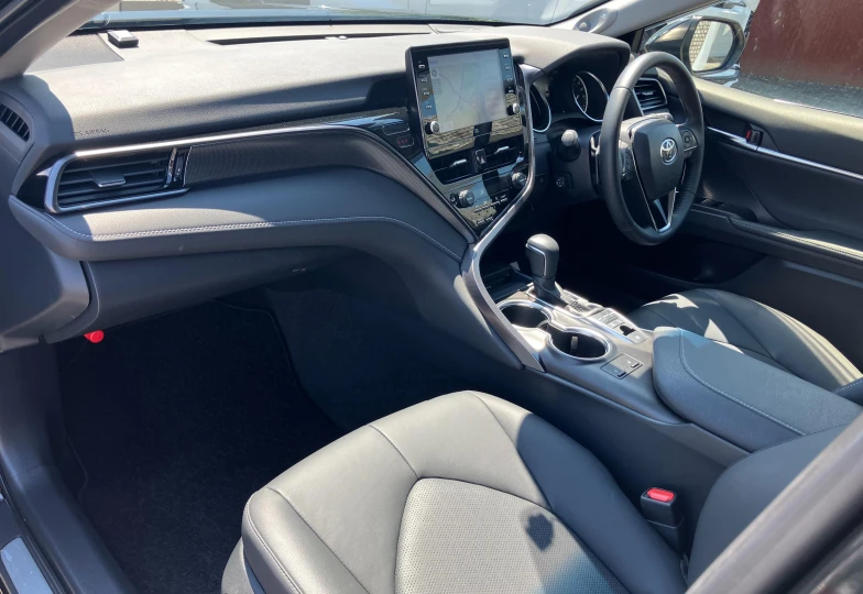 Toyota Camry Черный