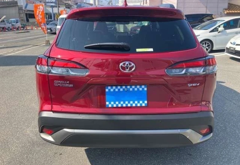 Toyota Corolla Cross Красный