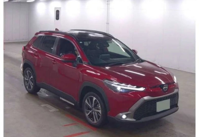 Toyota Corolla Cross Красный