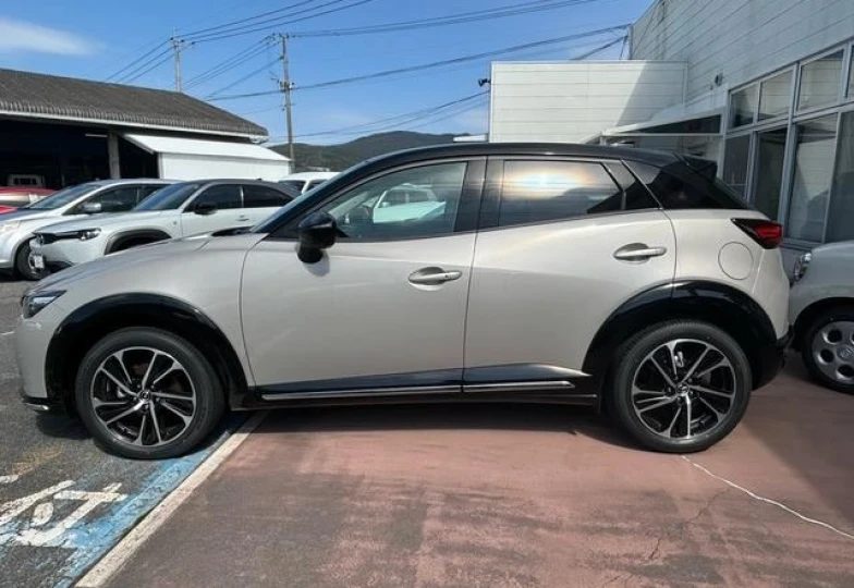 Mazda CX-3 Бежевый