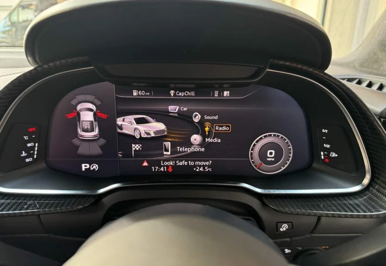 Audi R8 Серый