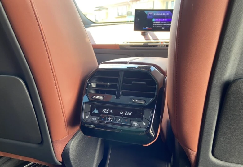 BMW iX Серый
