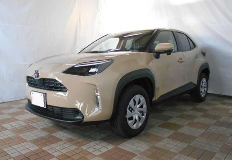 Toyota Yaris Cross Бежевый