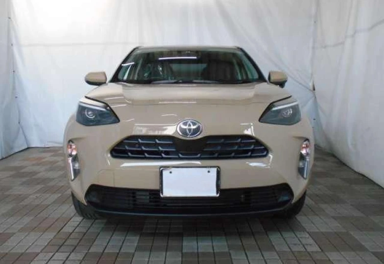 Toyota Yaris Cross Бежевый