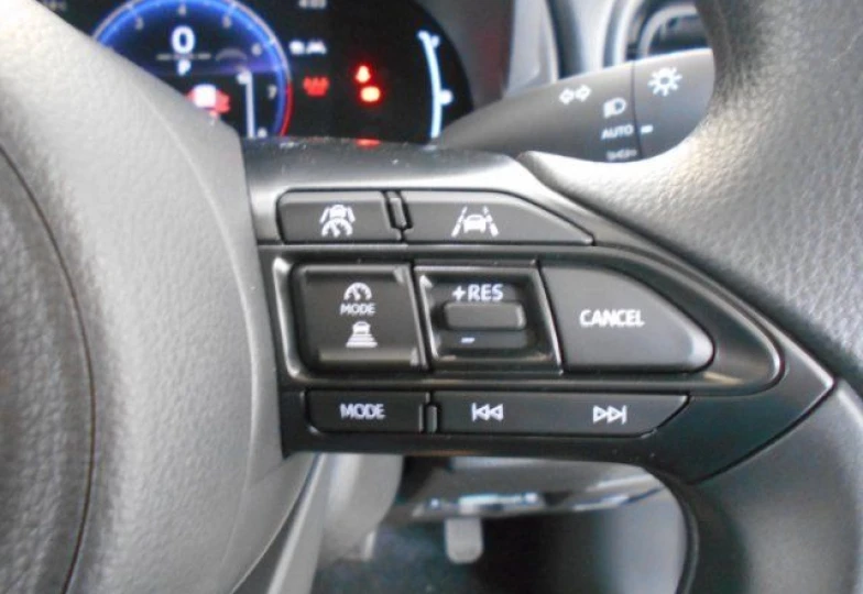 Toyota Yaris Cross Бежевый