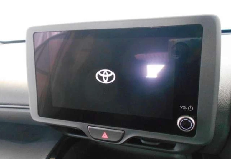 Toyota Yaris Cross Бежевый