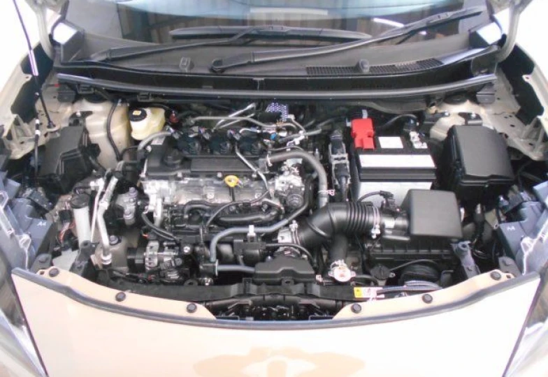 Toyota Yaris Cross Бежевый