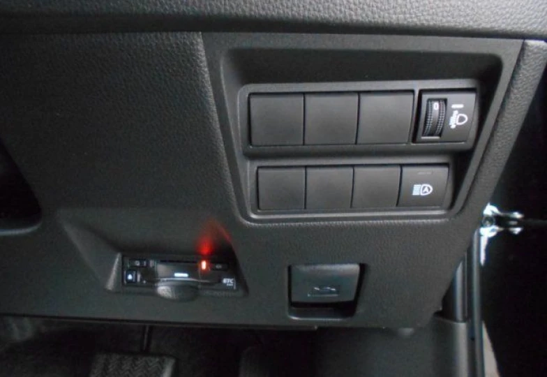 Toyota Yaris Cross Черный