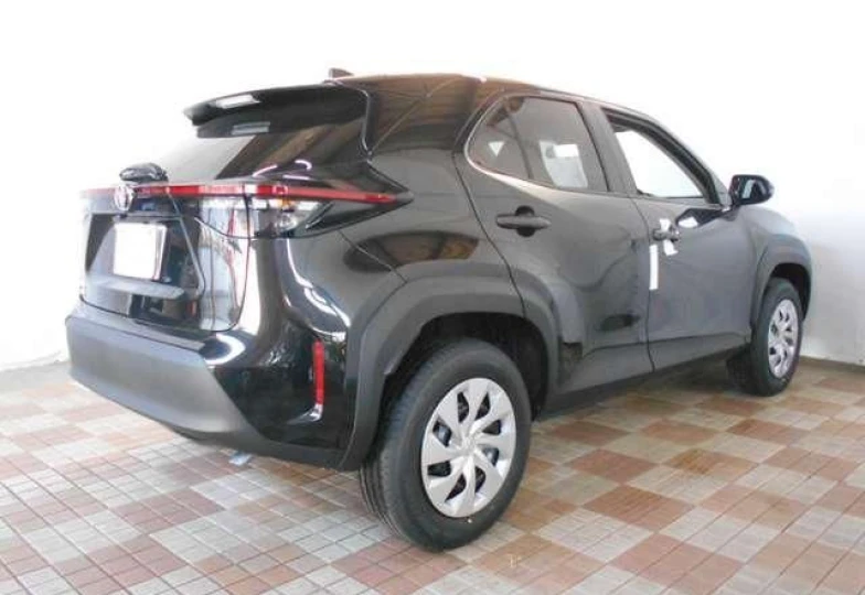 Toyota Yaris Cross Черный