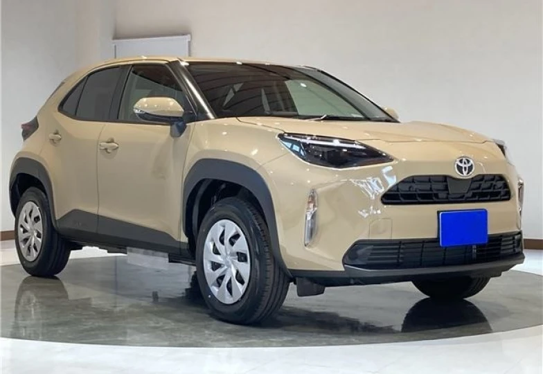Toyota Yaris Cross Бежевый