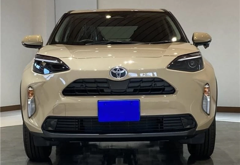 Toyota Yaris Cross Бежевый