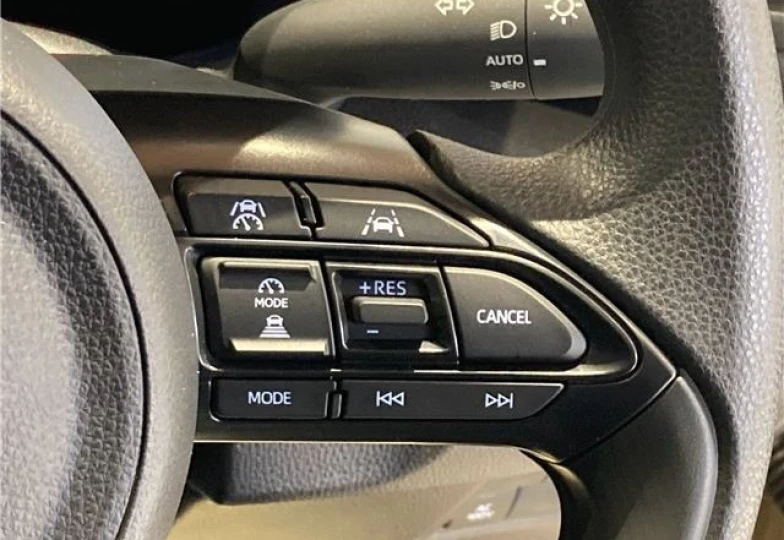 Toyota Yaris Cross Бежевый