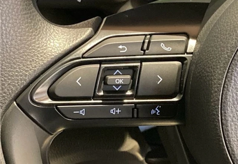 Toyota Yaris Cross Бежевый