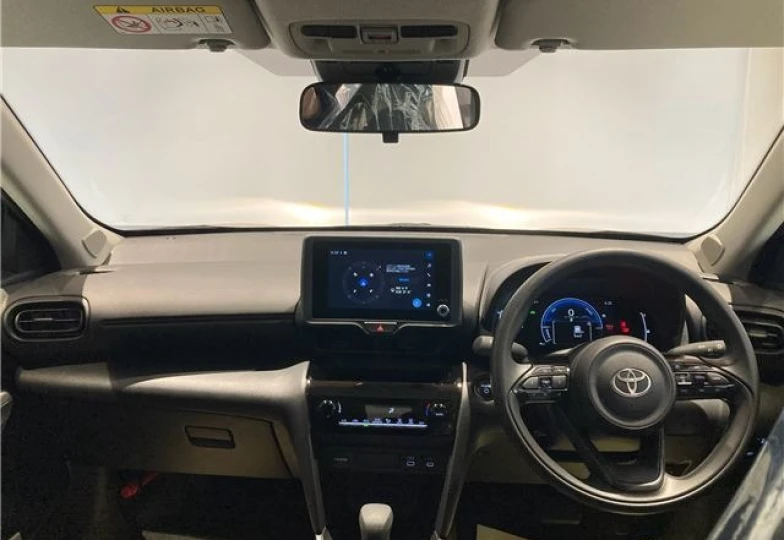 Toyota Yaris Cross Бежевый