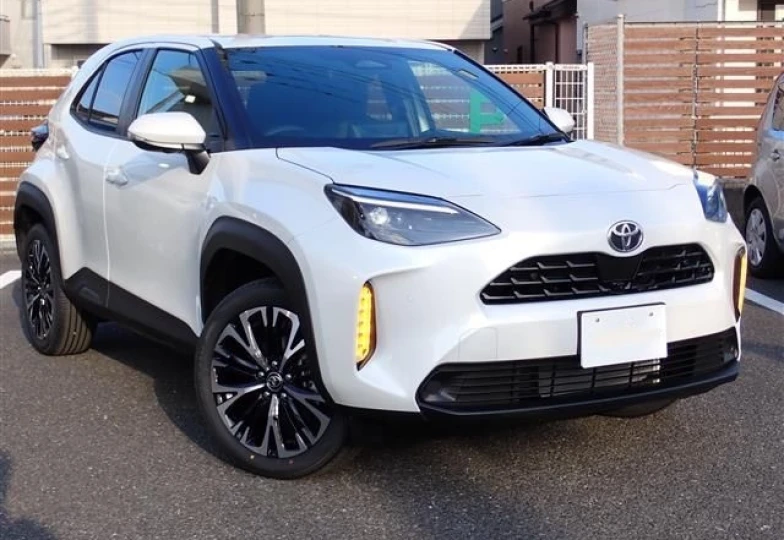 Toyota Yaris Cross Черный