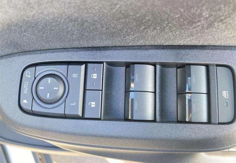 Toyota Yaris Cross Белый