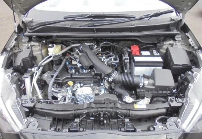 Toyota Yaris Черный