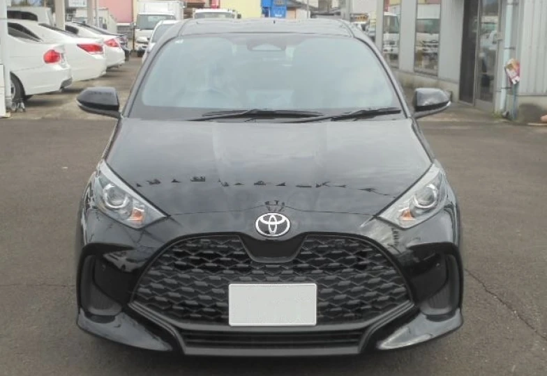 Toyota Yaris Черный