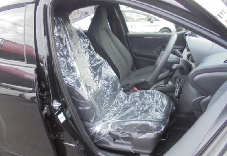 Toyota Yaris Черный