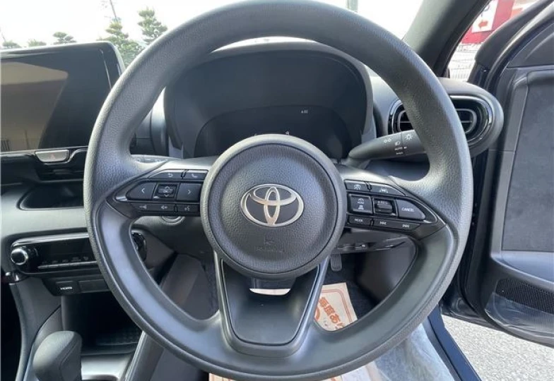Toyota Yaris Серый