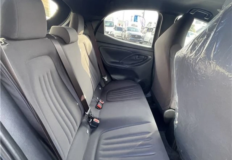 Toyota Yaris Серый