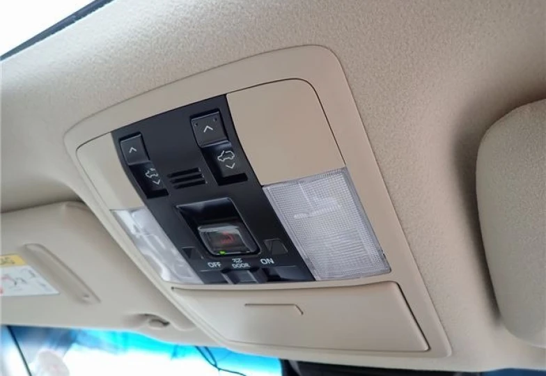 Toyota Land Cruiser Prado Черный