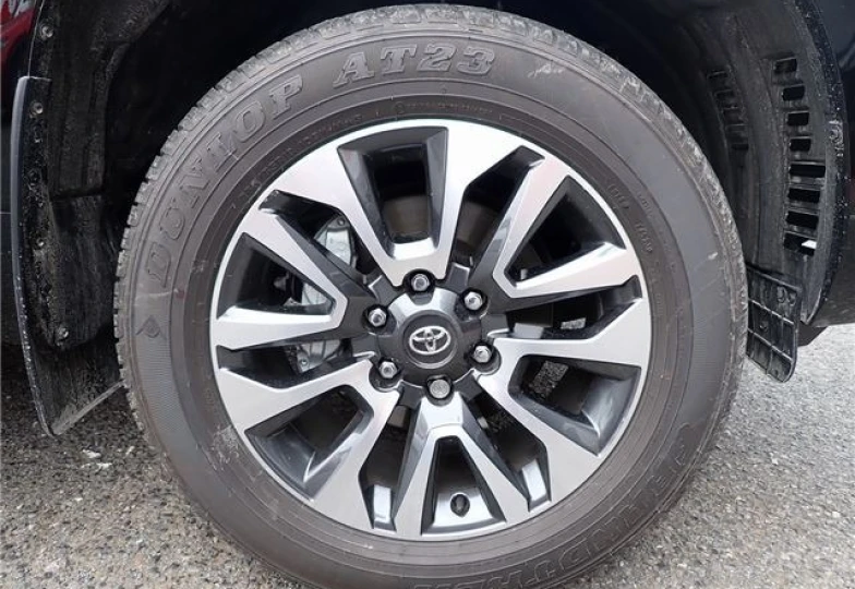 Toyota Land Cruiser Prado Черный