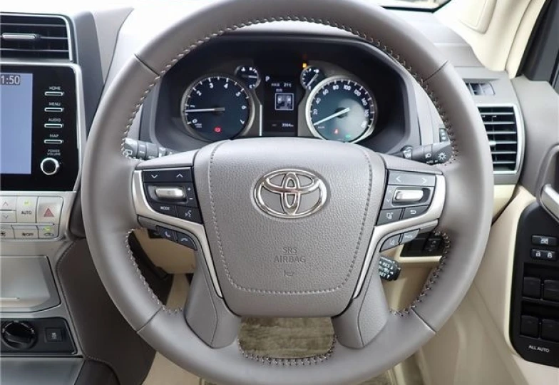 Toyota Land Cruiser Prado Черный