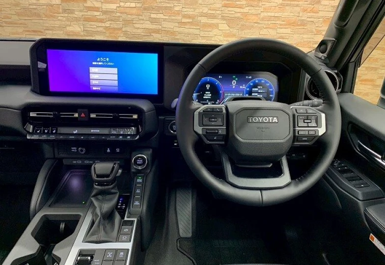 Toyota Land Cruiser 250 Белый