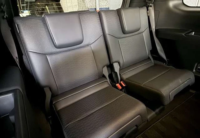 Toyota Land Cruiser 250 Белый