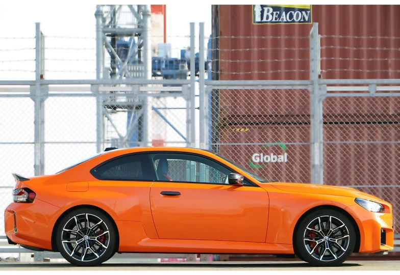 BMW M2 Оранжевый