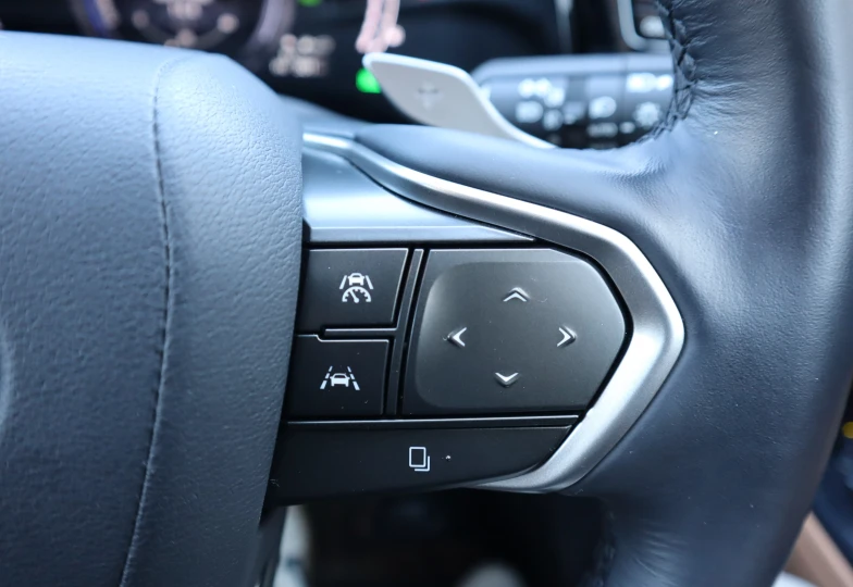 Lexus NX Зеленый