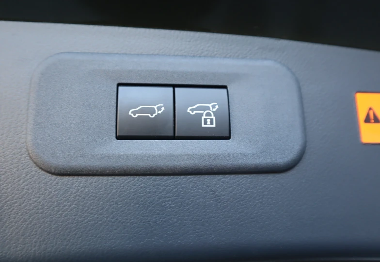 Lexus NX Зеленый