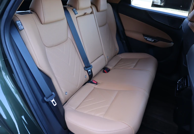 Lexus NX Зеленый