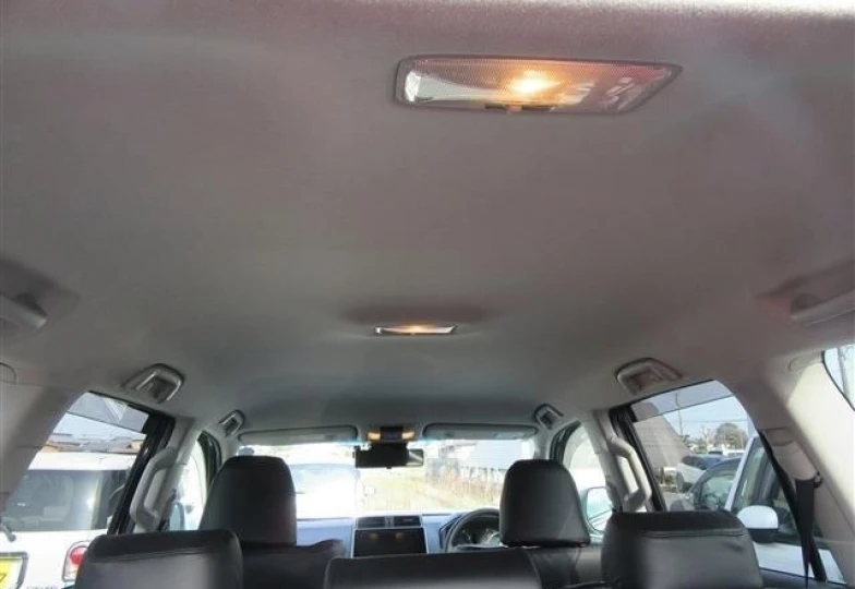 Toyota Land Cruiser Prado Черный
