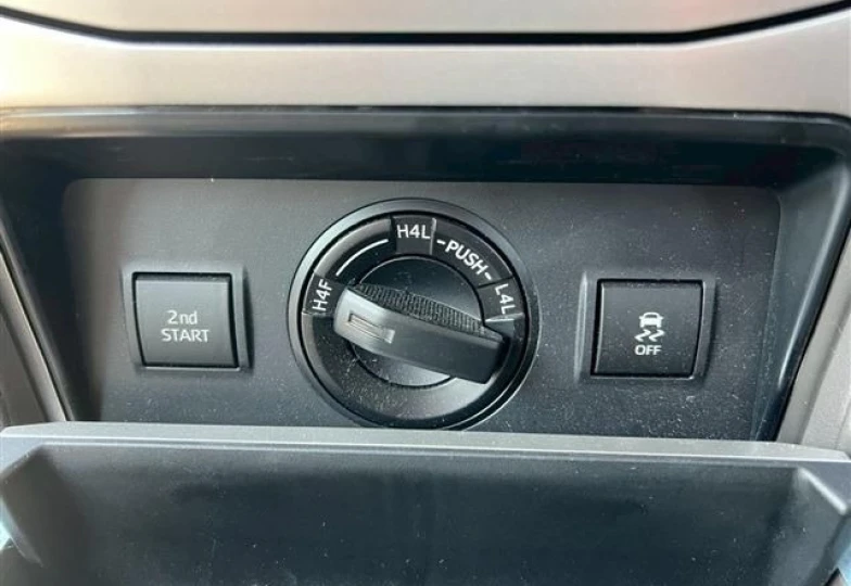 Toyota Land Cruiser Prado Черный