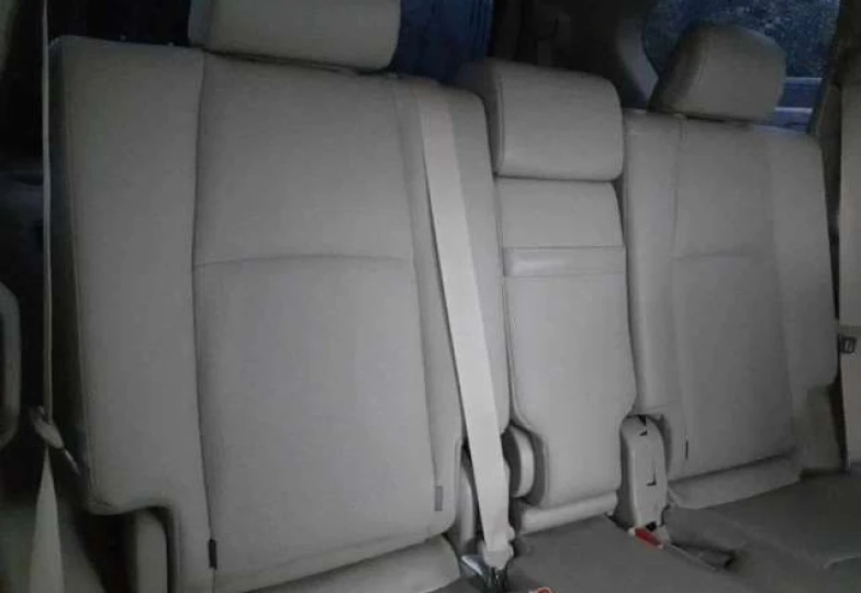 Toyota Land Cruiser Prado Черный