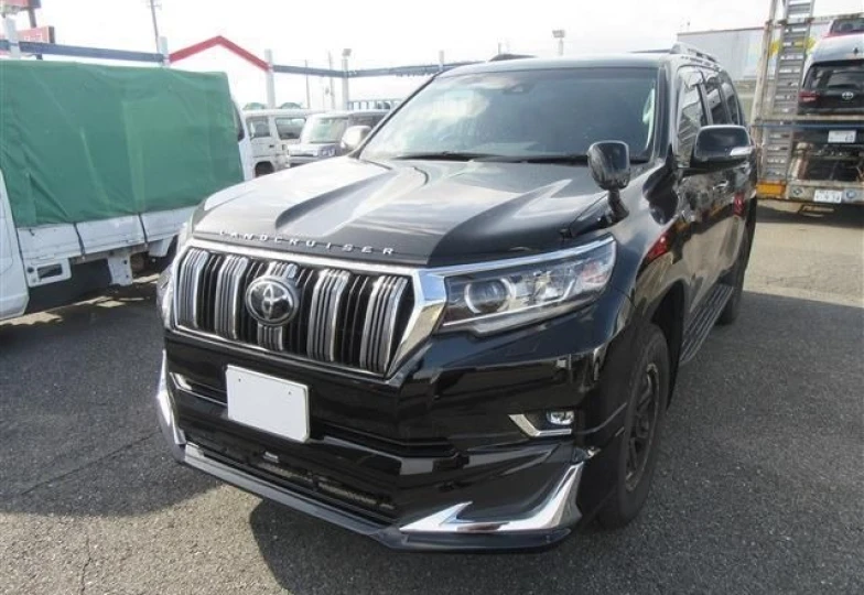 Toyota Land Cruiser Prado Black