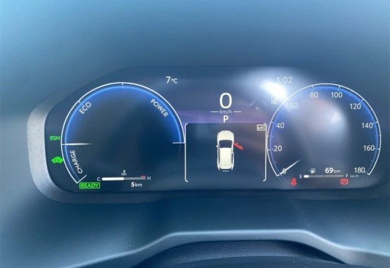 Toyota RAV4 Белый