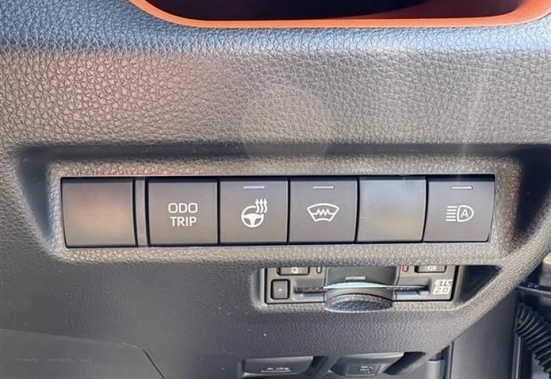 Toyota RAV4 Черный
