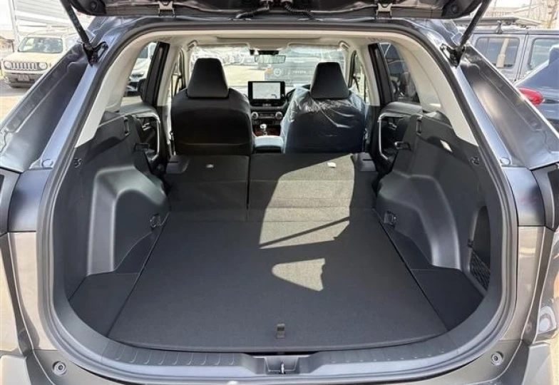 Toyota RAV4 Черный