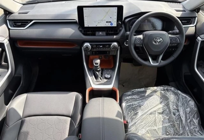 Toyota RAV4 Черный