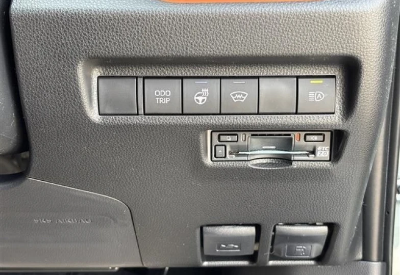 Toyota RAV4 Зеленый