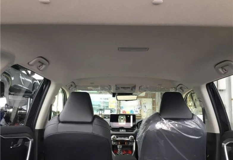 Toyota RAV4 Черный