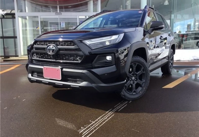 Toyota RAV4 Черный