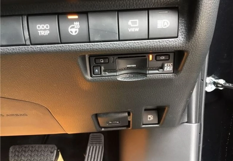 Toyota RAV4 Черный