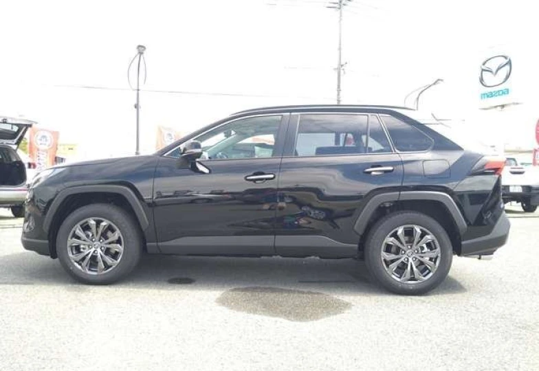 Toyota RAV4 Черный